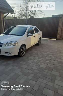 Седан Chevrolet Aveo 2010 в Запоріжжі