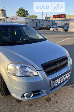 Седан Chevrolet Aveo 2008 в Киеве