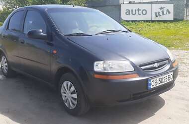Седан Chevrolet Aveo 2004 в Києві