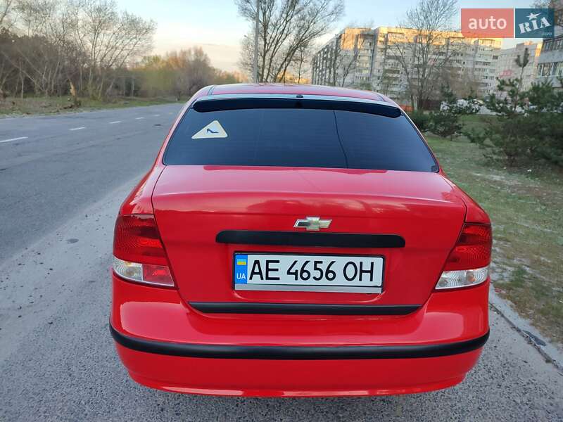 Седан Chevrolet Aveo 2006 в Каменском