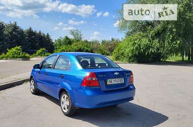 Седан Chevrolet Aveo 2009 в Кривом Роге