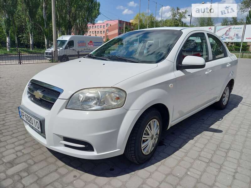 Седан Chevrolet Aveo 2009 в Запоріжжі