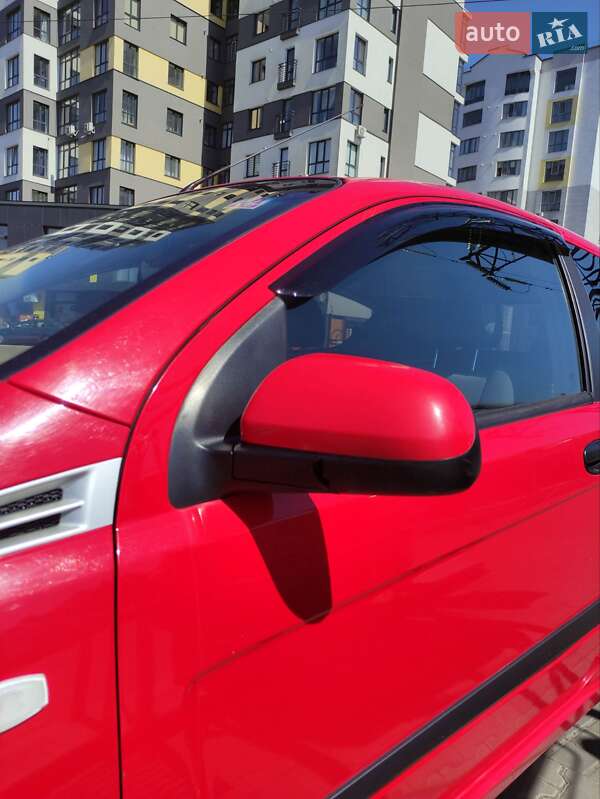 Хетчбек Chevrolet Aveo 2010 в Івано-Франківську