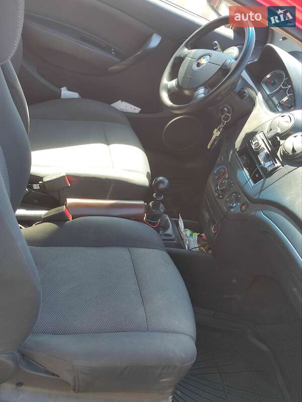 Хетчбек Chevrolet Aveo 2010 в Івано-Франківську