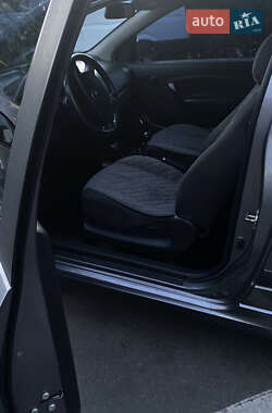 Хетчбек Chevrolet Aveo 2008 в Дніпрі