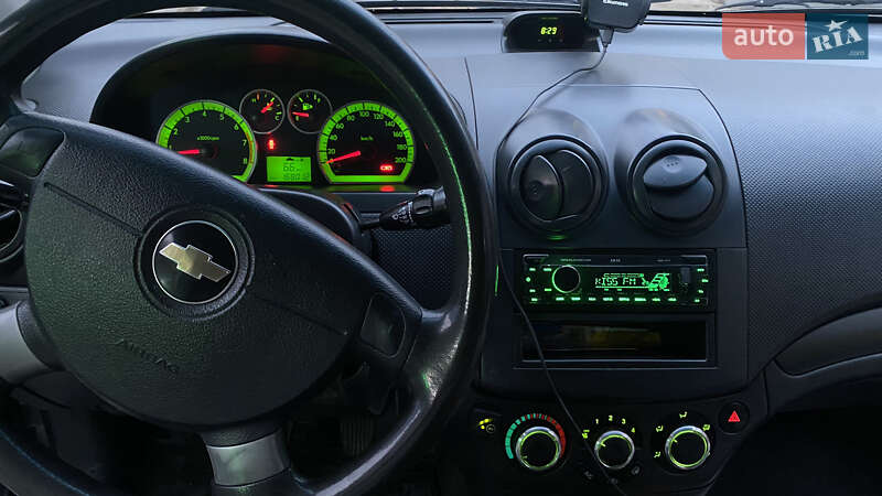 Хэтчбек Chevrolet Aveo 2008 в Днепре фото 7 Хэтчбек Chevrolet Aveo 2008 в Днепре