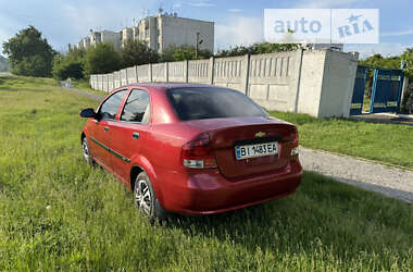 Седан Chevrolet Aveo 2004 в Зіньківі