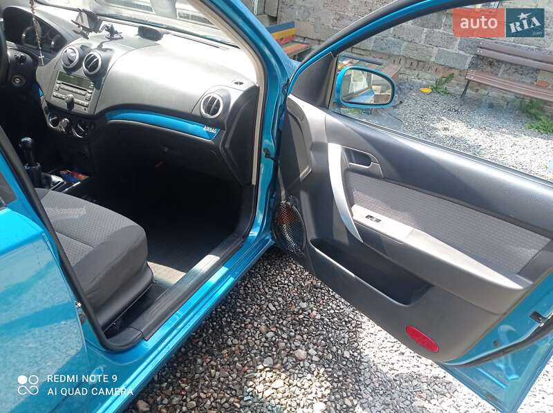 Хэтчбек Chevrolet Aveo 2008 в Сокале