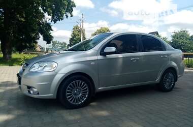 Седан Chevrolet Aveo 2007 в Чернівцях