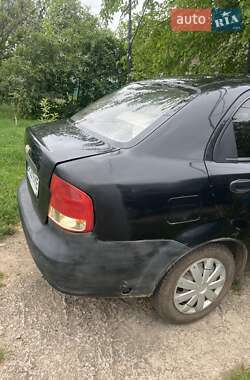 Седан Chevrolet Aveo 2005 в 