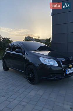 Хэтчбек Chevrolet Aveo 2008 в 