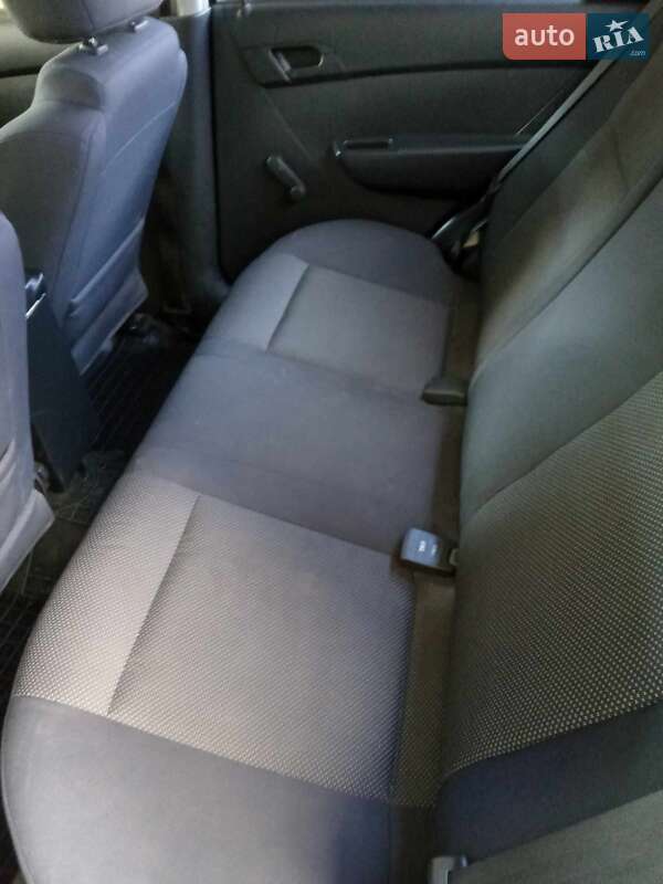 Седан Chevrolet Aveo 2008 в Дубовому