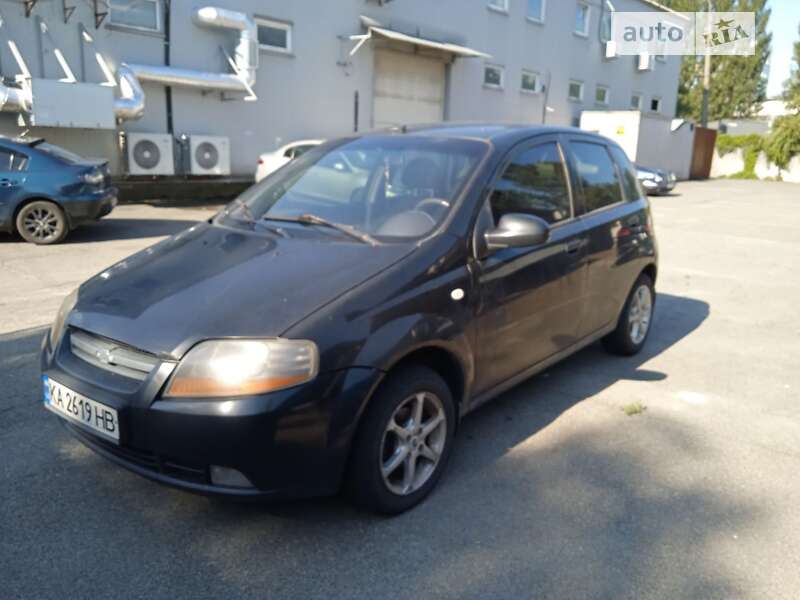 Хэтчбек Chevrolet Aveo 2008 в Киеве