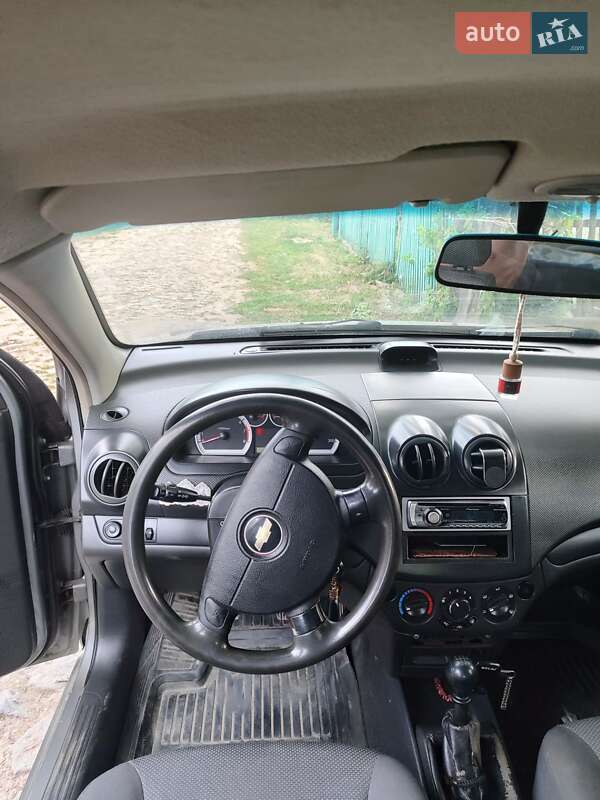 Седан Chevrolet Aveo 2008 в Томашполе