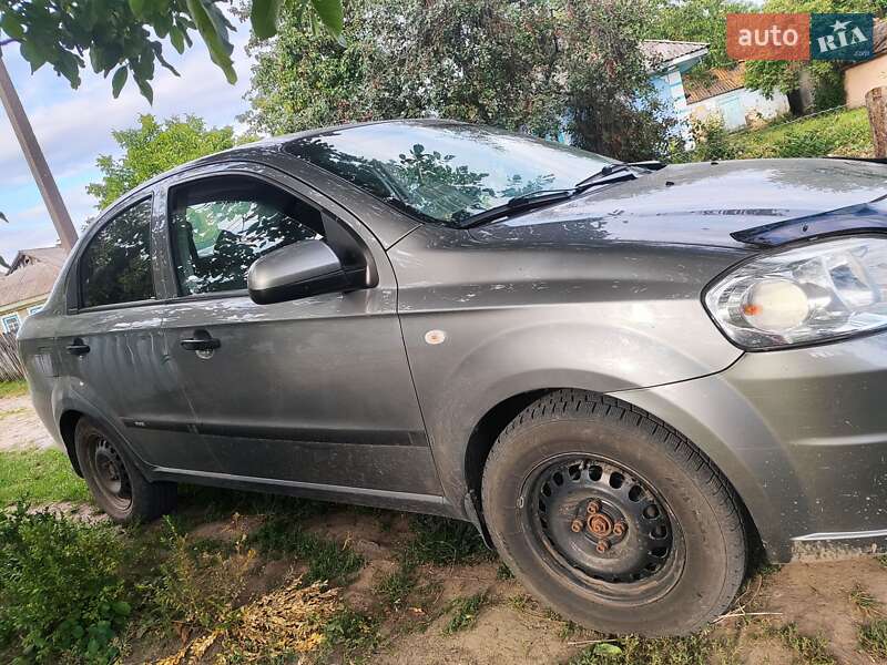 Седан Chevrolet Aveo 2008 в Томашполе