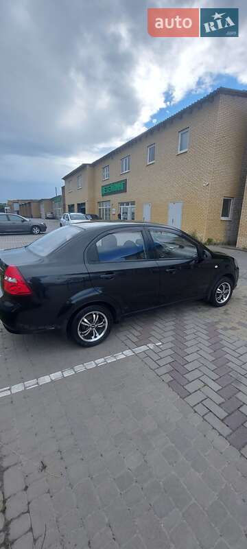 Седан Chevrolet Aveo 2008 в Харькове