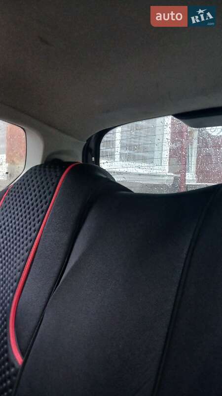 Хетчбек Chevrolet Aveo 2006 в Глинянах