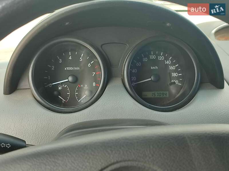 Седан Chevrolet Aveo 2005 в Харькове