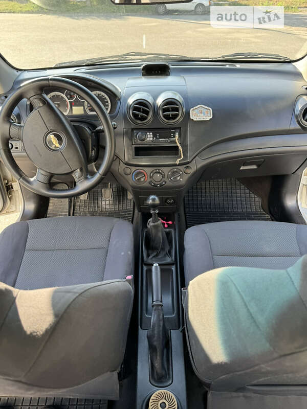 Седан Chevrolet Aveo 2007 в Корсунь-Шевченківському