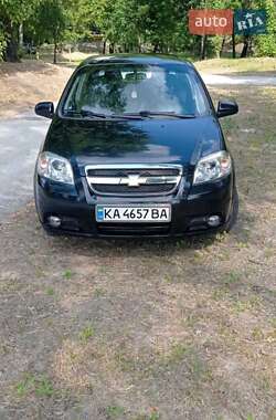 Седан Chevrolet Aveo 2011 в Києві