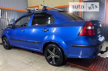 Седан Chevrolet Aveo 2007 в Кременчуге