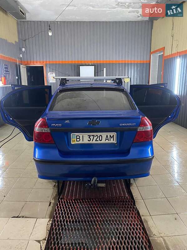 Седан Chevrolet Aveo 2007 в Кременчуге