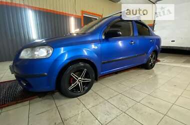 Седан Chevrolet Aveo 2007 в Кременчуге