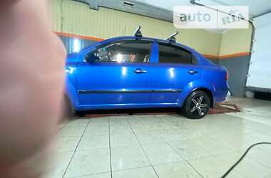 Седан Chevrolet Aveo 2007 в Кременчуге