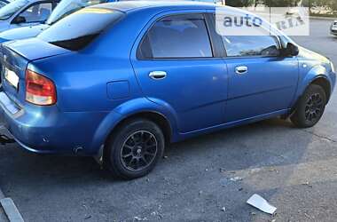 Седан Chevrolet Aveo 2006 в Черкассах