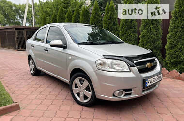 Седан Chevrolet Aveo 2011 в Броварах