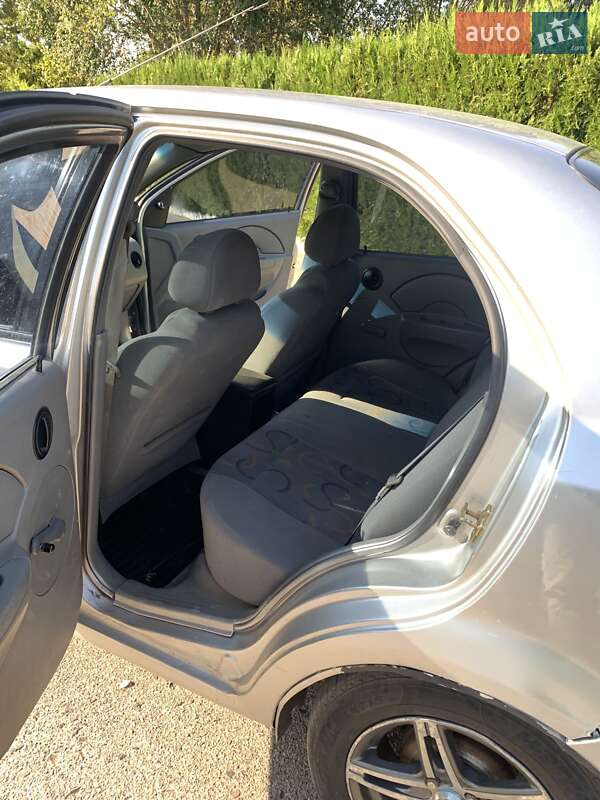 Седан Chevrolet Aveo 2005 в Слобожанском фото 5 Седан Chevrolet Aveo 2005 в Слобожанском