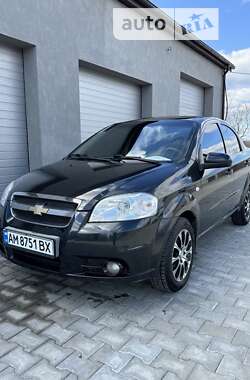 Седан Chevrolet Aveo 2009 в Звягелі