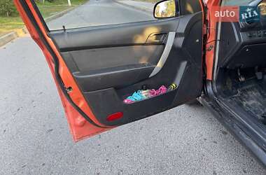 Седан Chevrolet Aveo 2006 в 