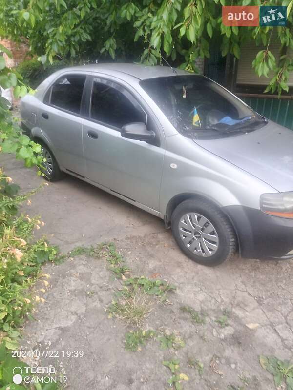 Седан Chevrolet Aveo 2005 в 