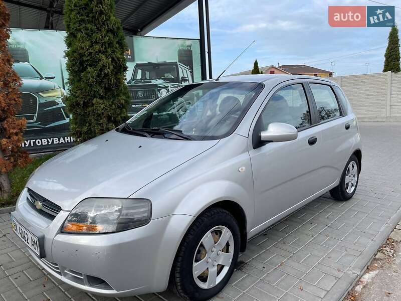 Хетчбек Chevrolet Aveo 2008 в Здолбуніві