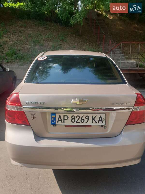 Седан Chevrolet Aveo 2008 в Запорожье