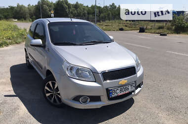 Хэтчбек Chevrolet Aveo 2011 в Львове