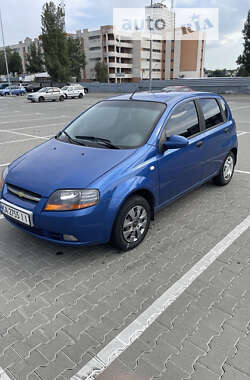 Хэтчбек Chevrolet Aveo 2008 в Киеве