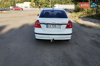 Седан Chevrolet Aveo 2008 в Умани