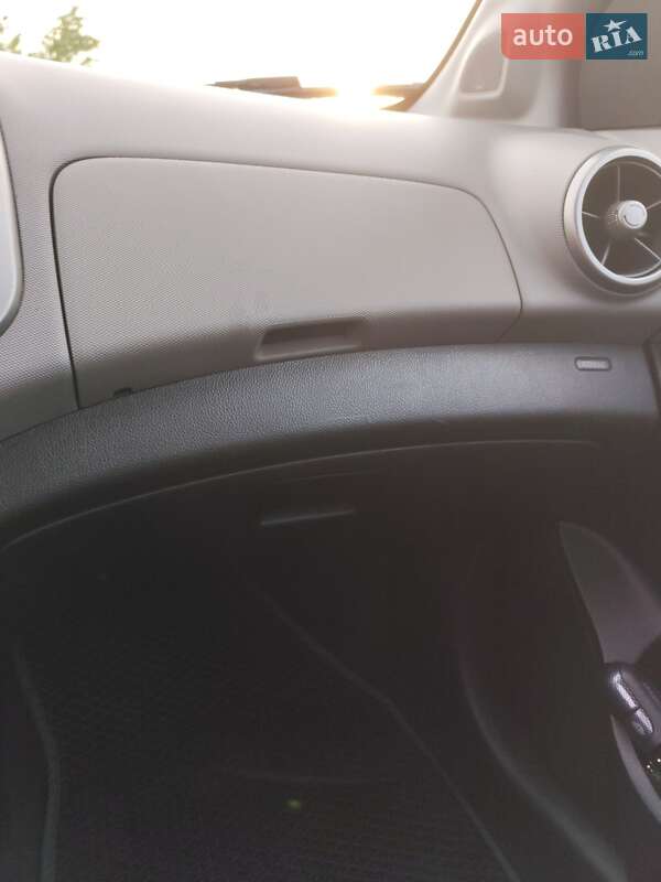 Седан Chevrolet Aveo 2013 в Киеве