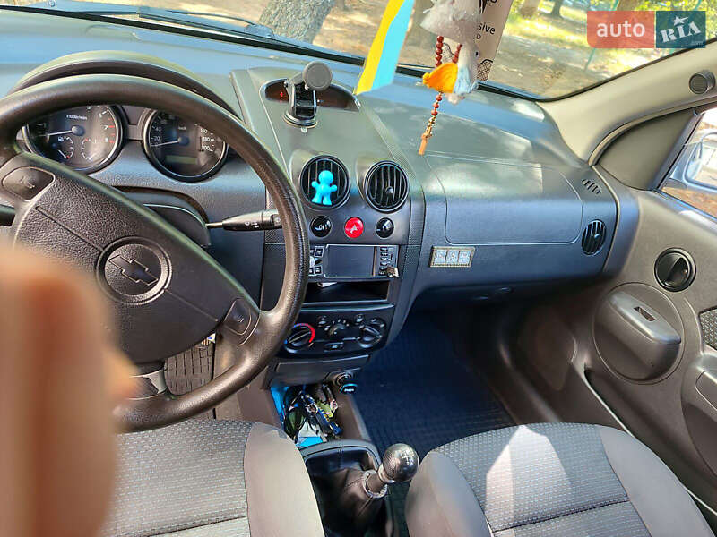 Хэтчбек Chevrolet Aveo 2006 в Черкассах