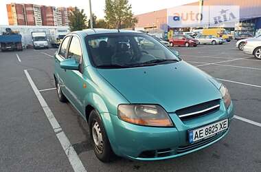 Седан Chevrolet Aveo 2005 в Дніпрі