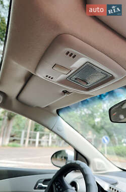Хэтчбек Chevrolet Aveo 2011 в 