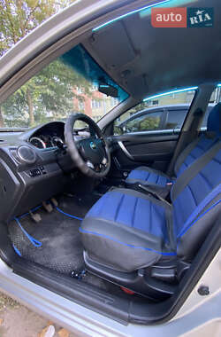 Седан Chevrolet Aveo 2008 в 