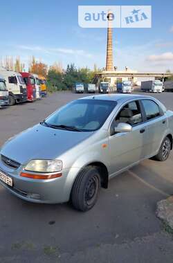 Седан Chevrolet Aveo 2005 в Миколаєві