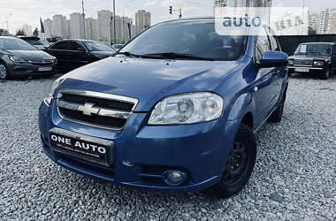 Седан Chevrolet Aveo 2010 в Києві