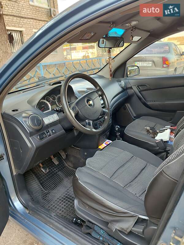 Седан Chevrolet Aveo 2007 в Изюме