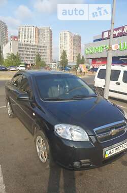 Седан Chevrolet Aveo 2011 в Києві