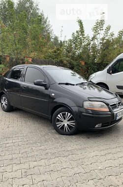 Седан Chevrolet Aveo 2006 в Києві