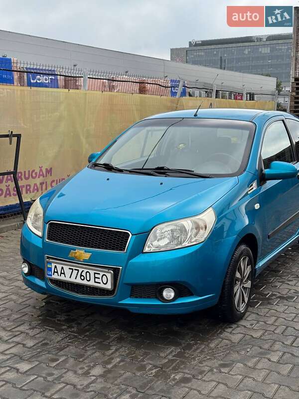 Хетчбек Chevrolet Aveo 2008 в Києві